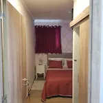 O Cantinho Com Terraco E Vistas Em 게스트하우스 4*