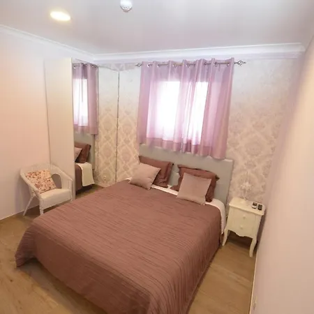 O Cantinho Com Terraco E Vistas Em Gasthof 4*
